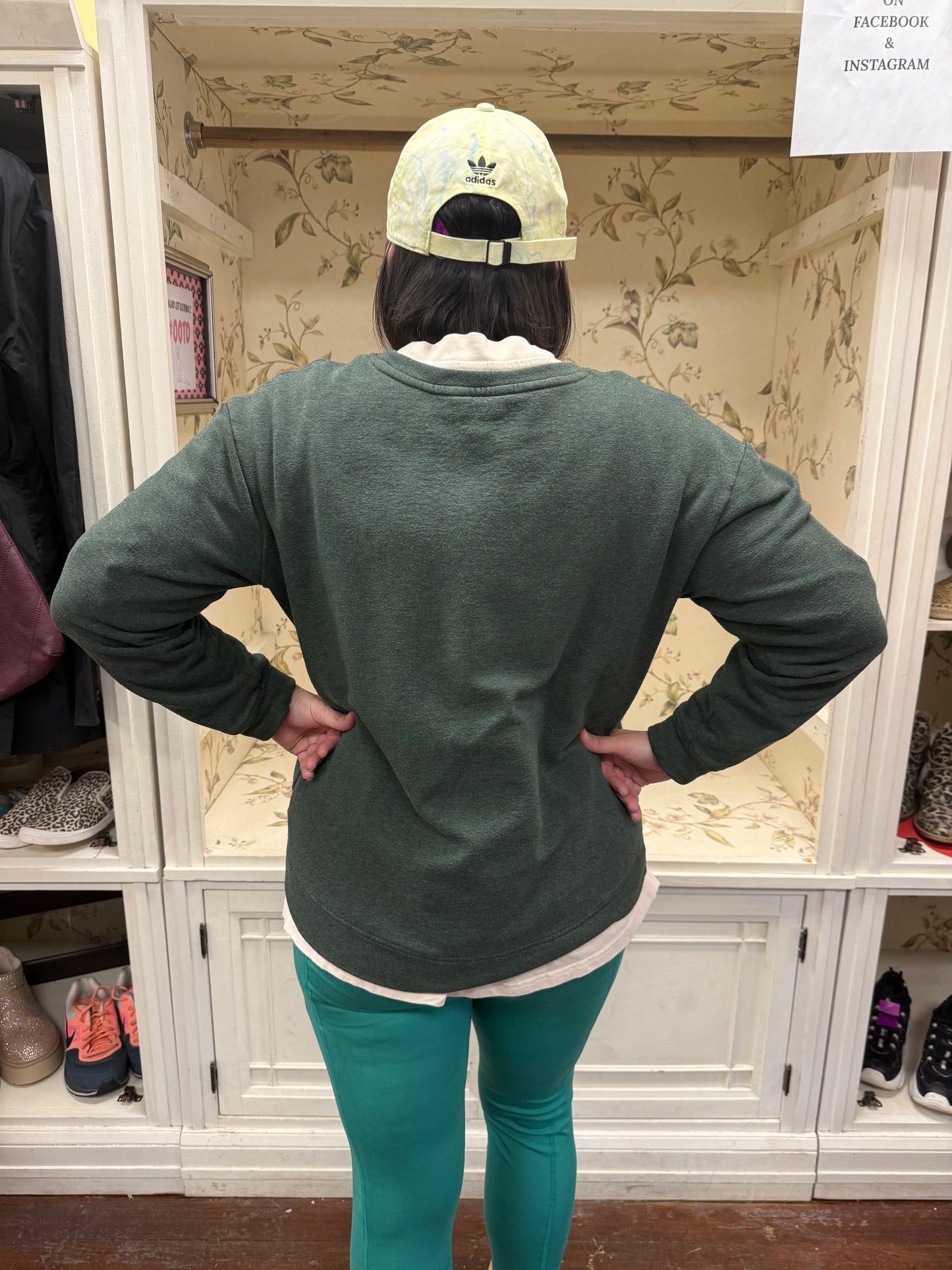 Orvis Green Crewnecks, L