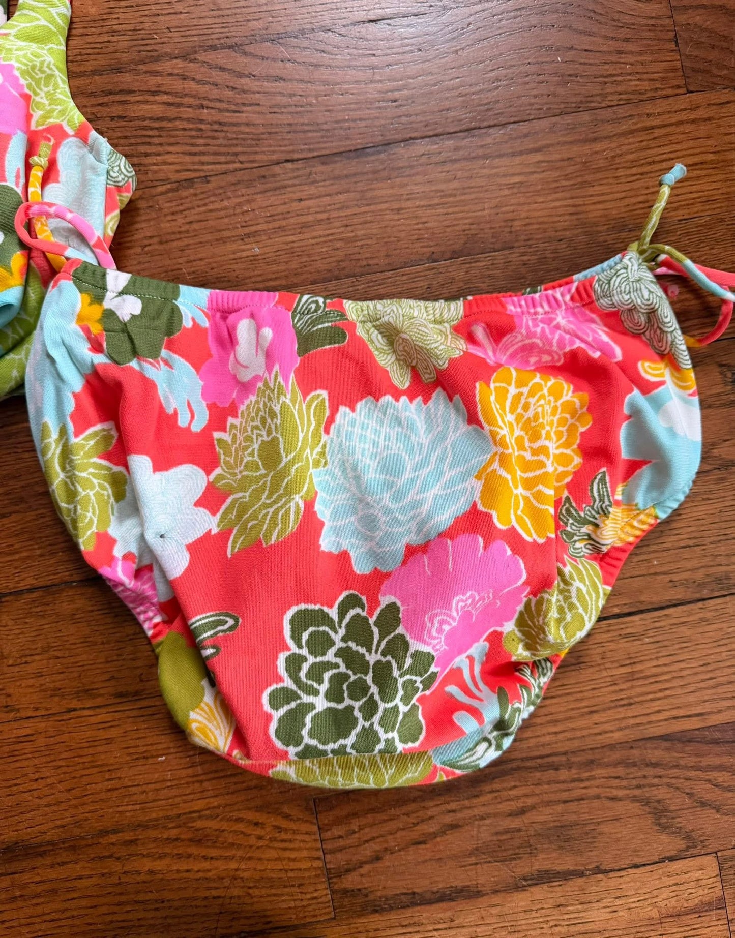 union tag orange floral Vintage bathing suit, medium