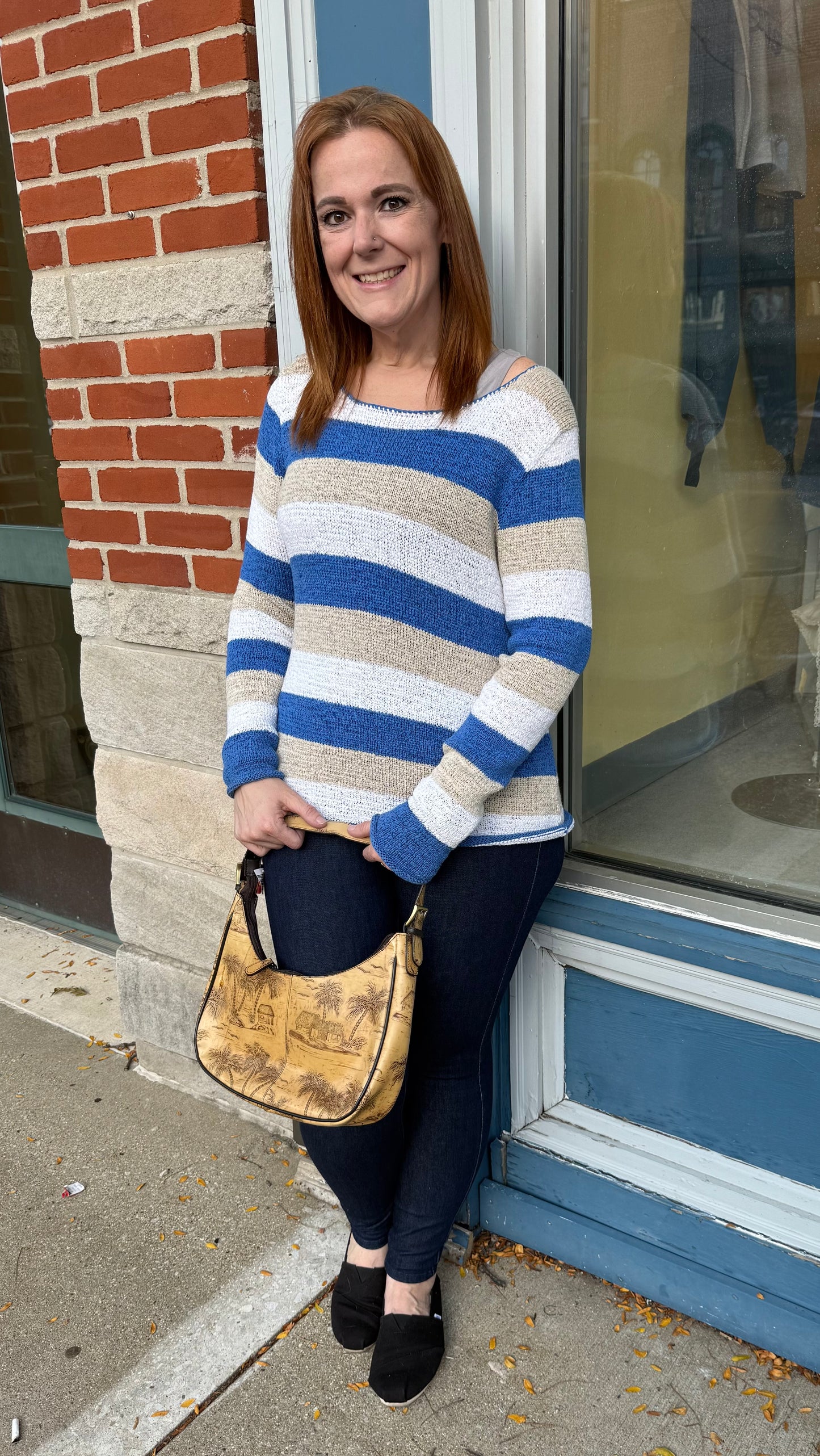 CC Hughes Blue/White Sweaters, L
