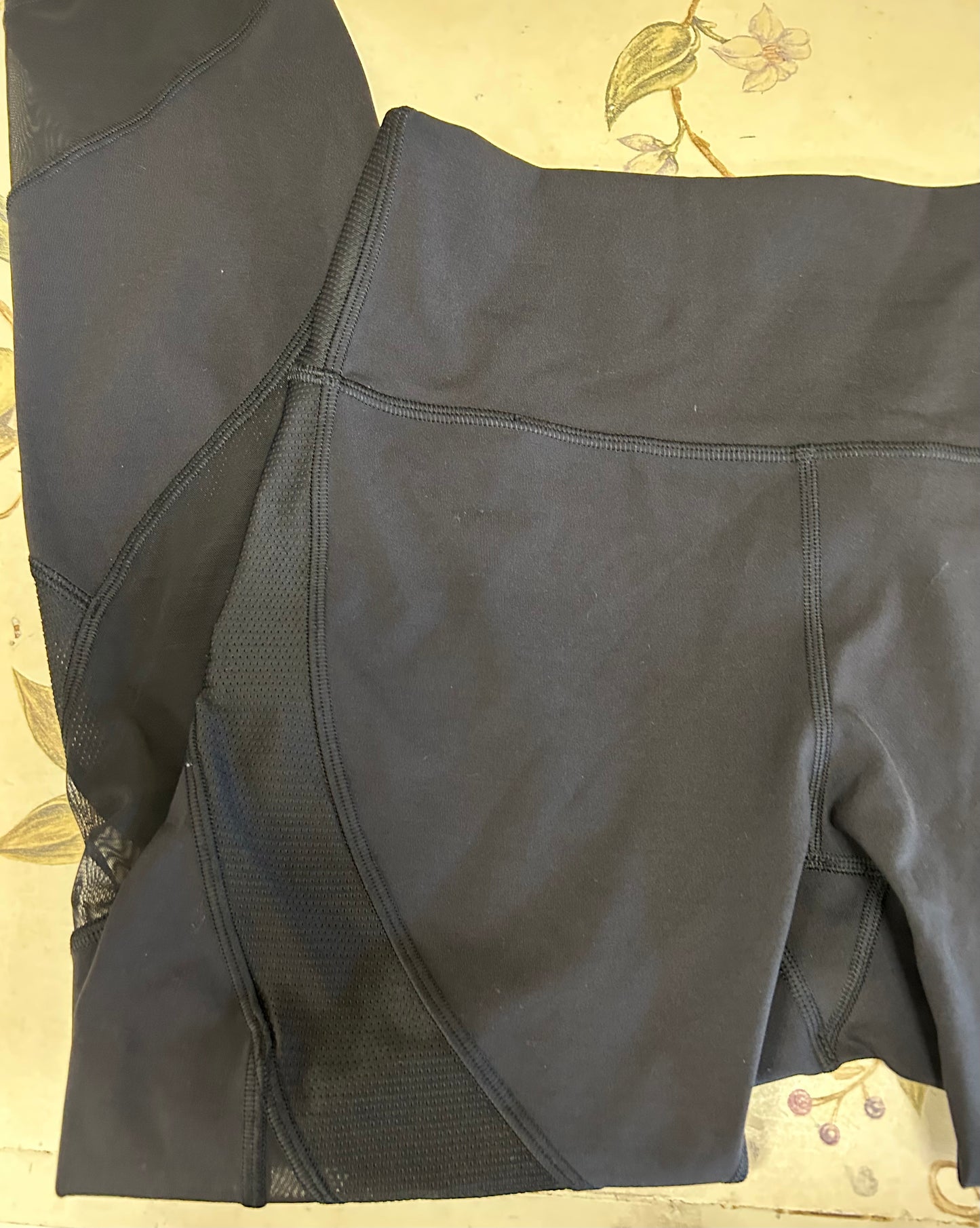 Lululemon Black Leggings, 8