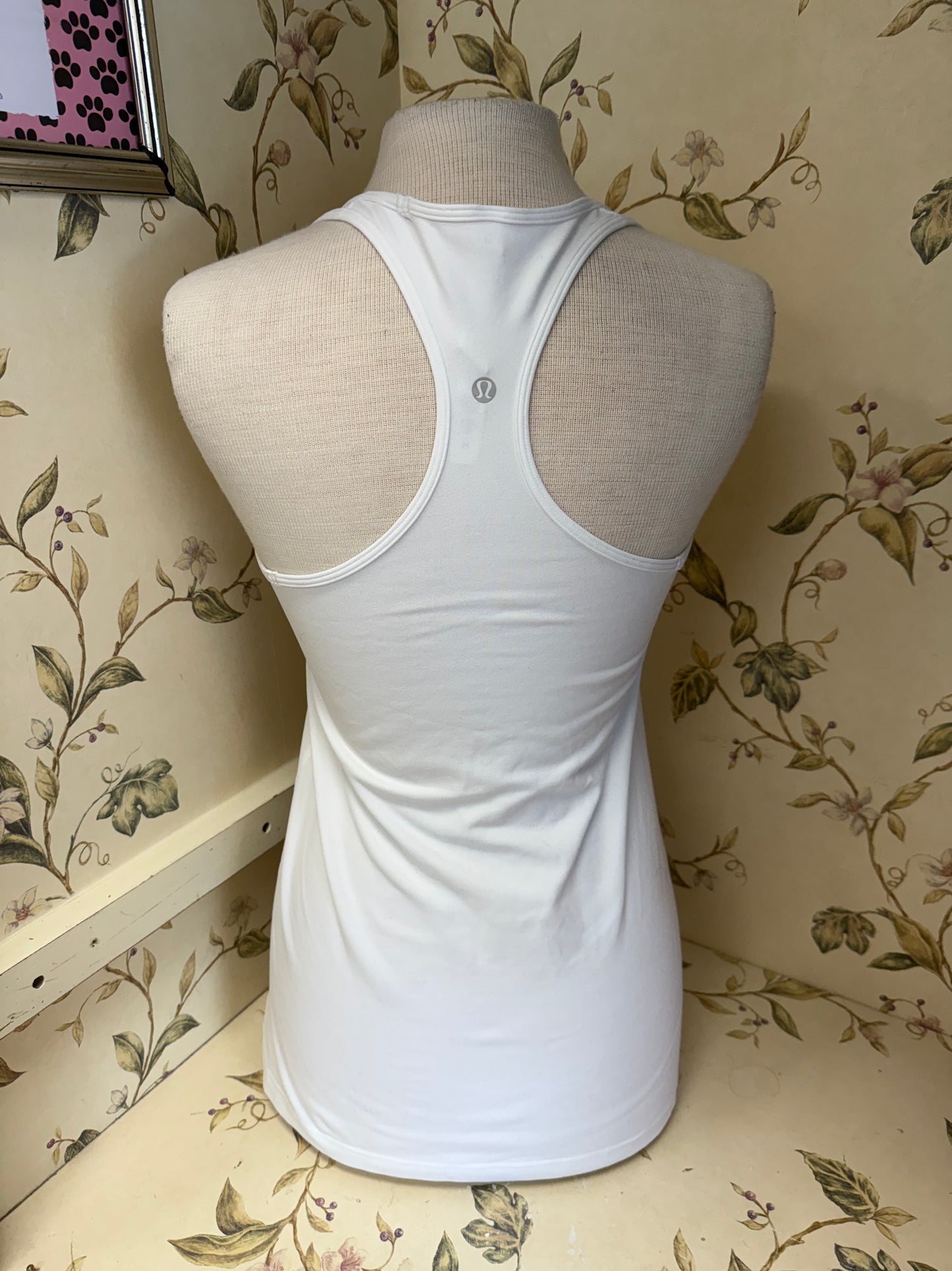 Lululemon White Activewear Tops, 10