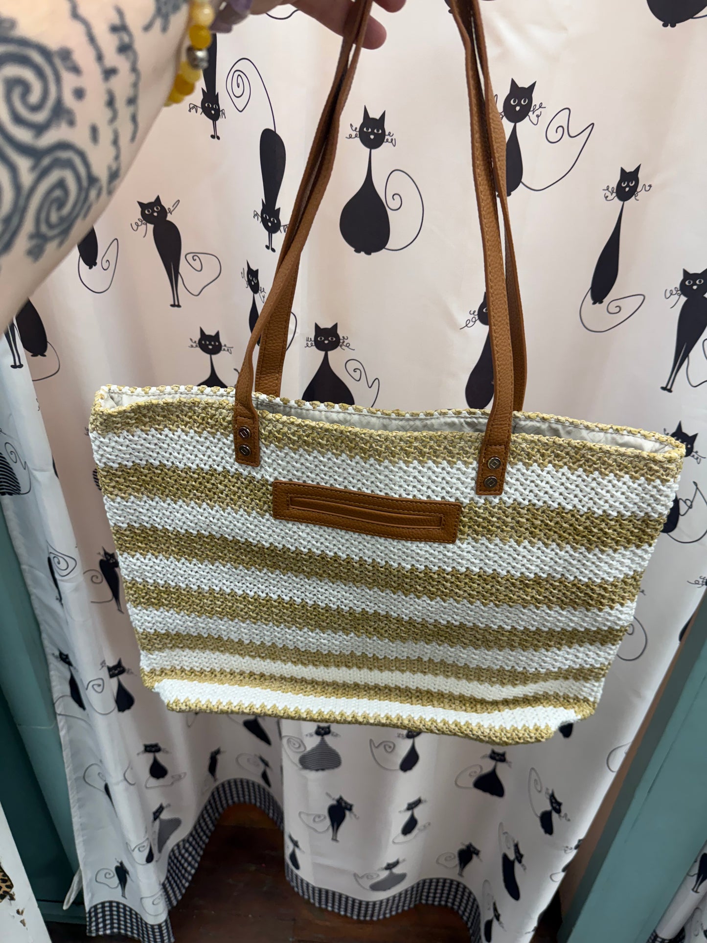 Thirty One White/Tan Purses, Tote