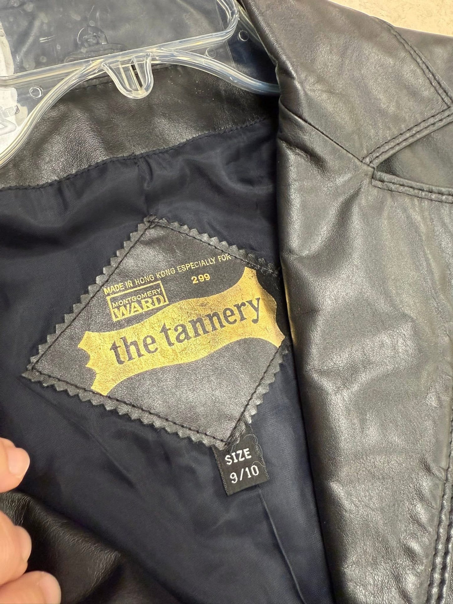 montgomery ward black Vintage jacket, small/medium