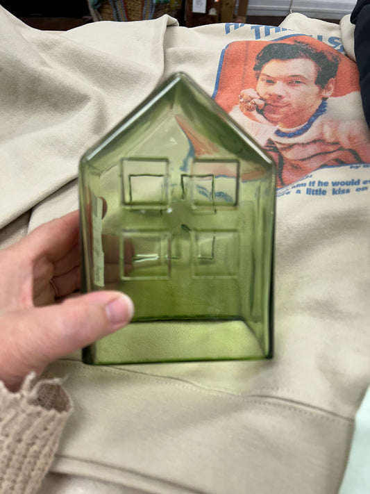 harrys house clear with green tint glass house