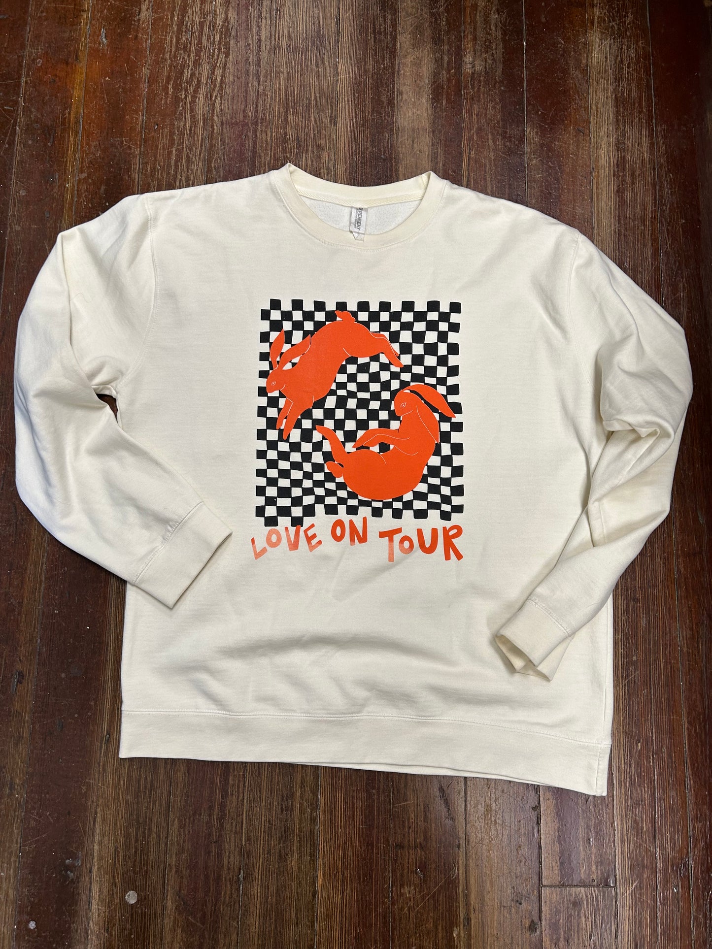 Independent cream Crewnecks, large