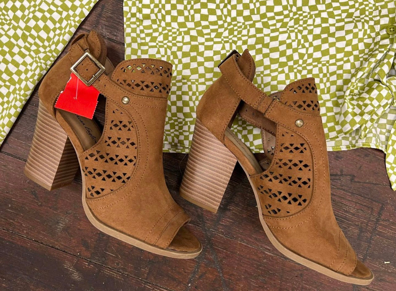 American Eagle Brown Shoes, 7