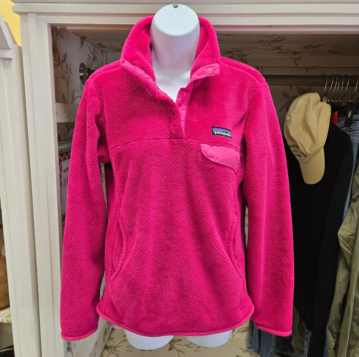 Patagonia Pink Activewear, S