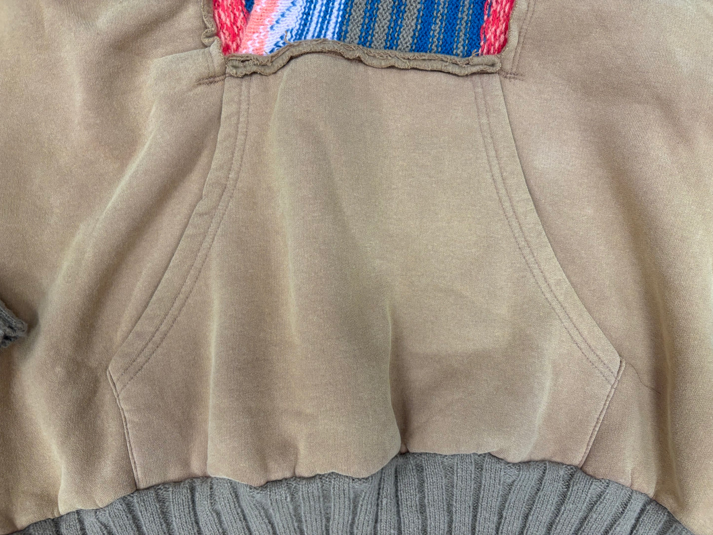 Easel Mustard Multi Hoodies, M