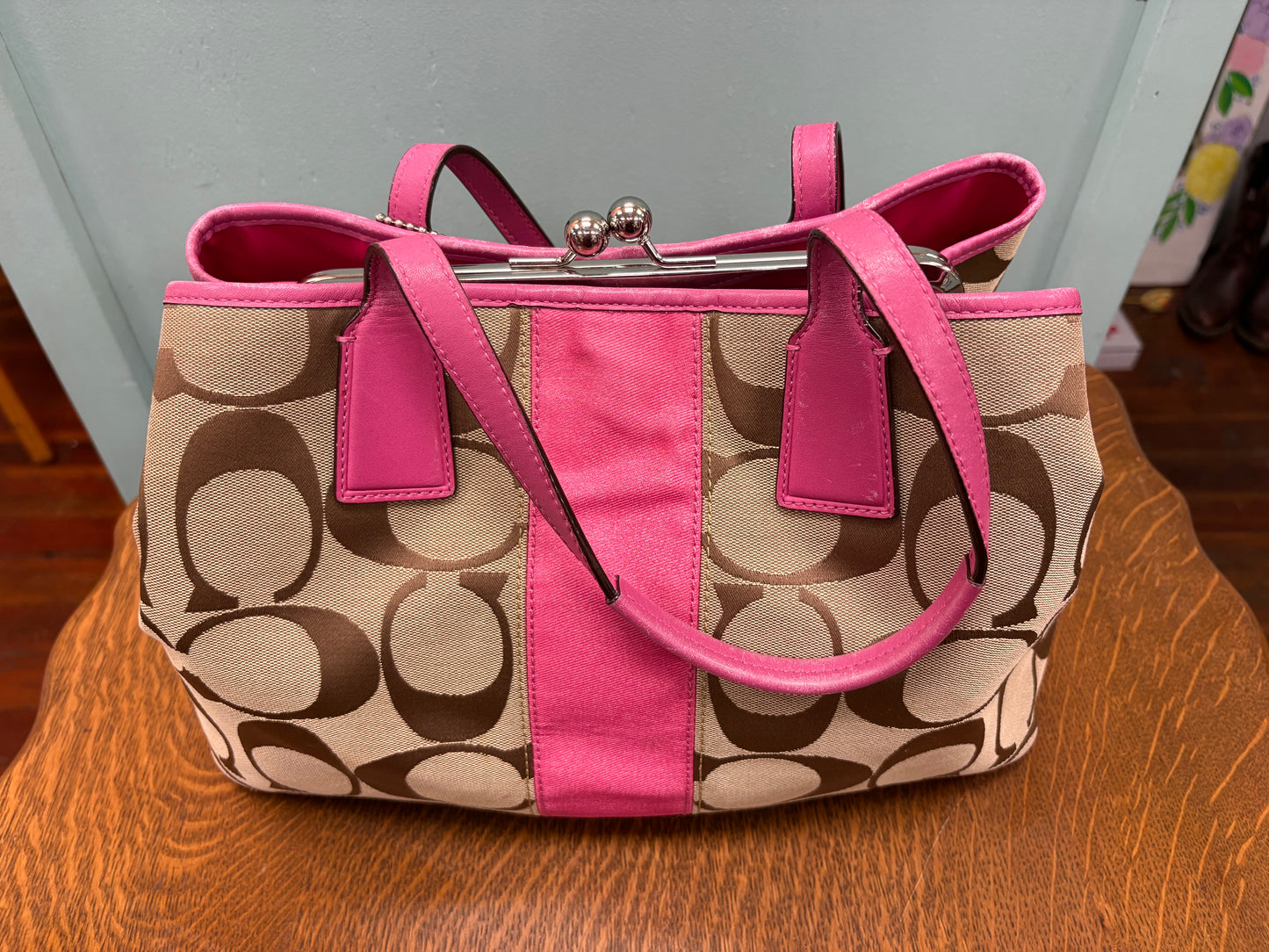 Coach Tan/Pink Purses, Shoulder
