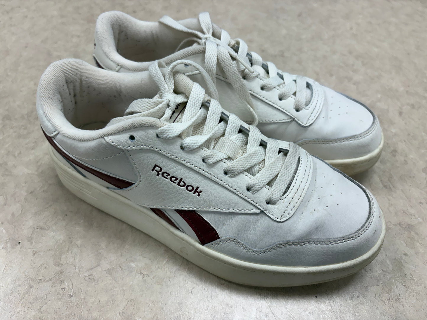 Reebok Cream Shoes, 6.5
