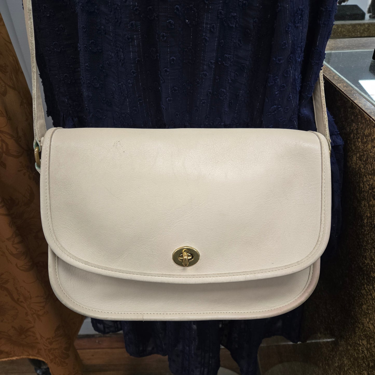 Coach Cream Purses, Large Crossbdy